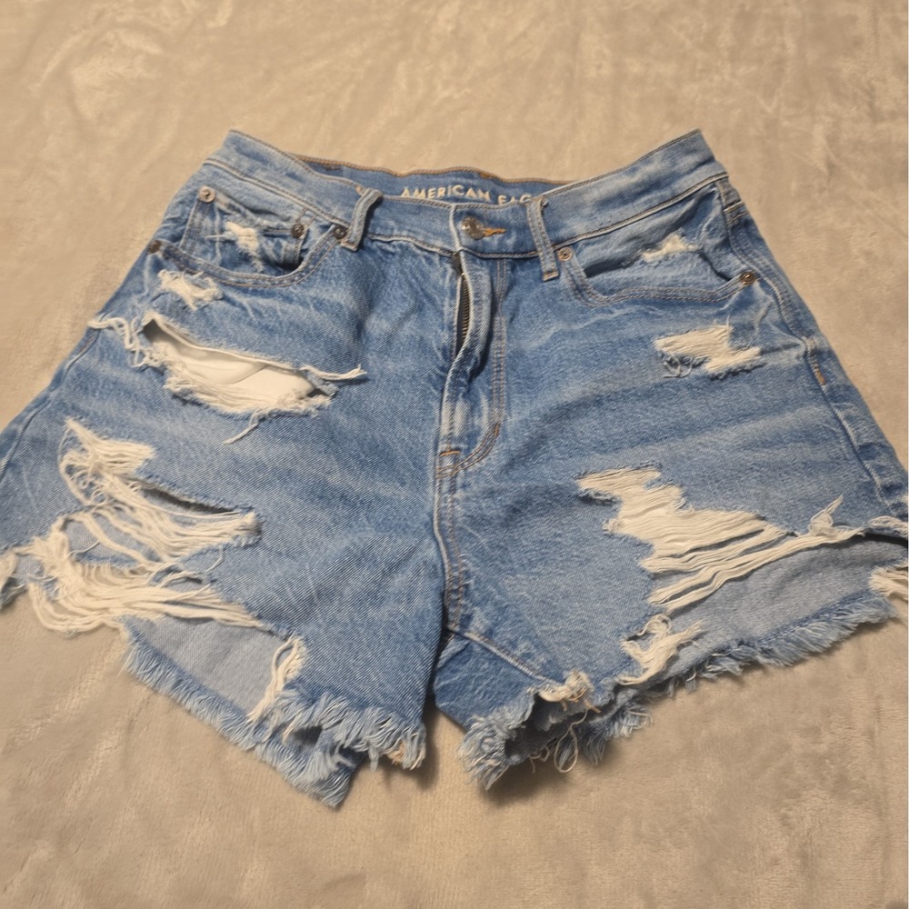 American Eagle Vintage Hi Rise Festival Shorts 6 Thrashed Cut Off Denim Cotton